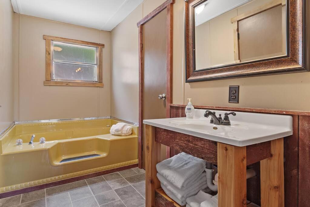 Blue Pine Retreat Villa Lead Ngoại thất bức ảnh